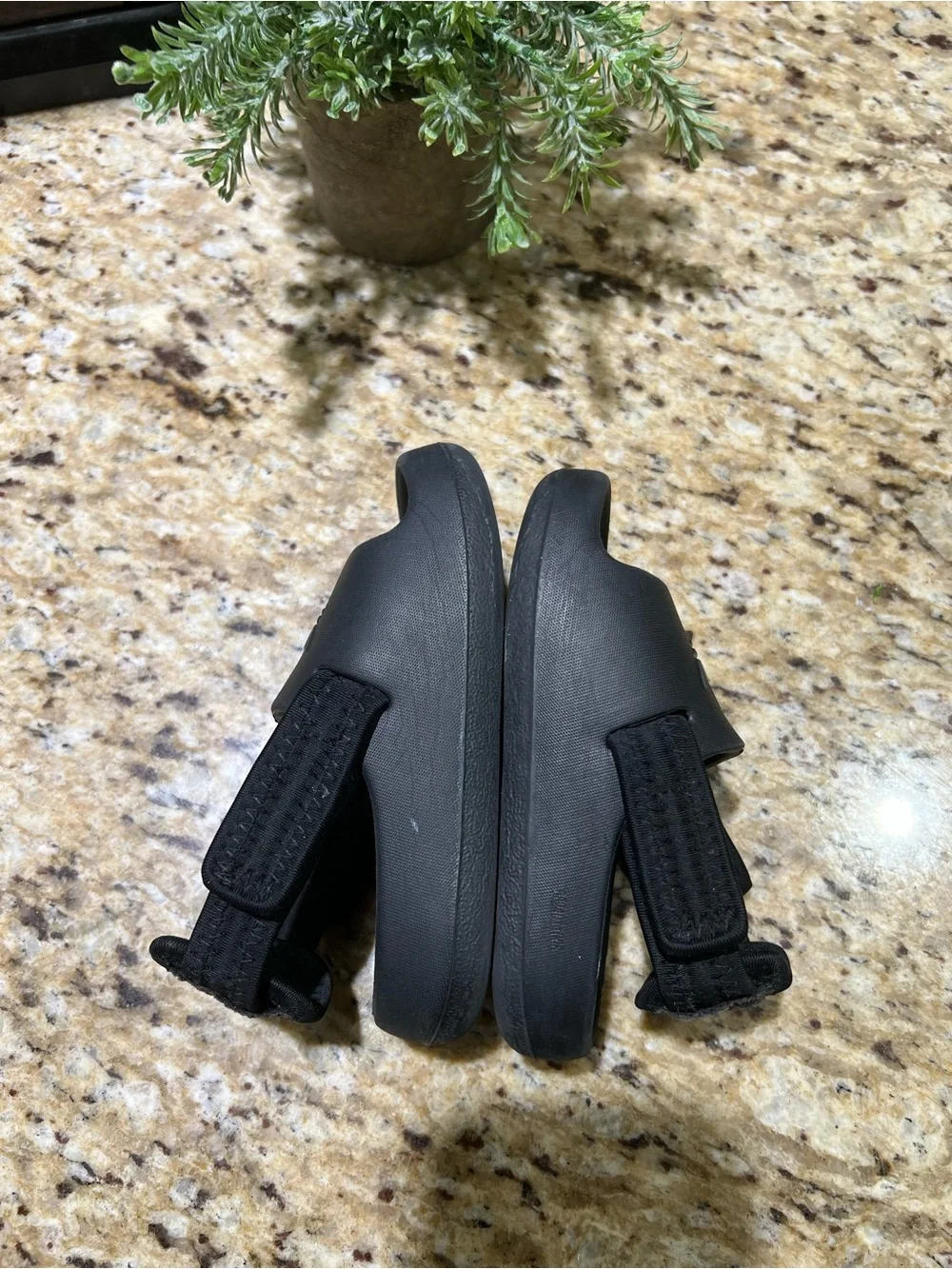 Adidas Black Toddler Trefoil Slide Sandals with Adjustable Back Strap 7K